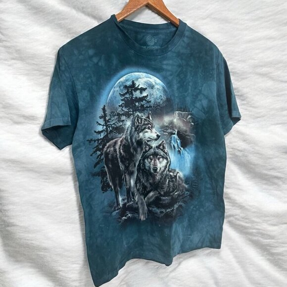 The mountain Blue Graphic Wolf T-Shirt moon //granola hippie M - Picture 1 of 7